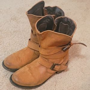Steve Madden Cognac Moto Boots